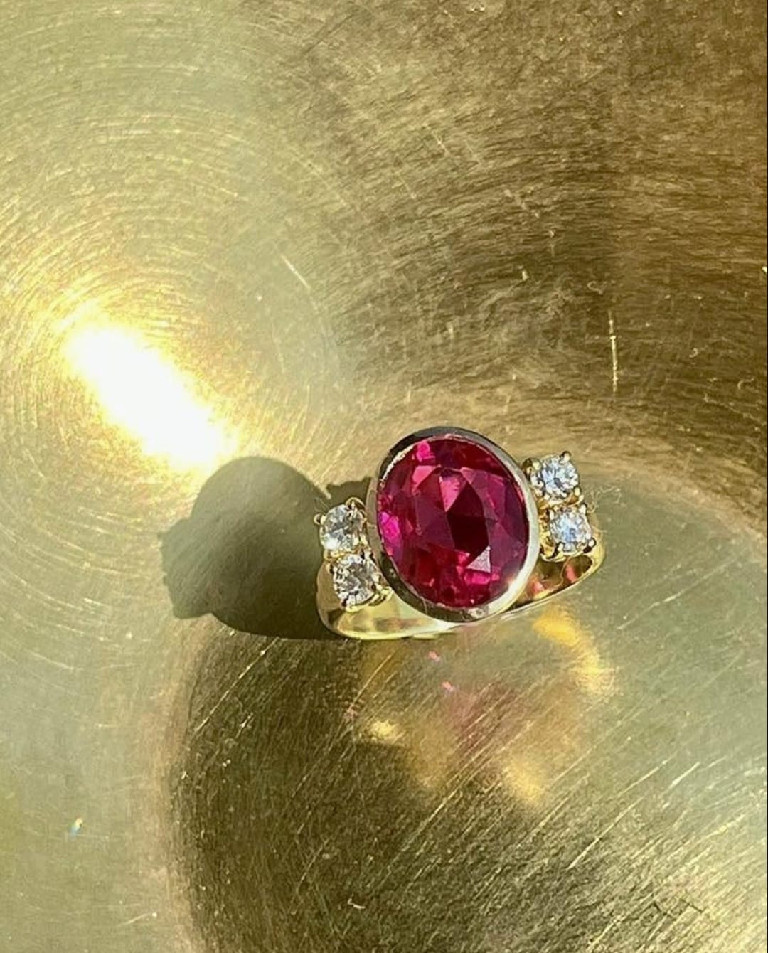 anello rubino